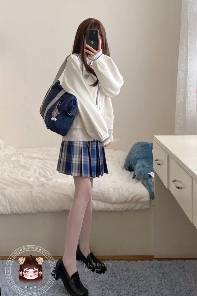 [仙仙桃] [51P+1V – 1470MB] 写真 – 一起上学的桃子-幻梦社